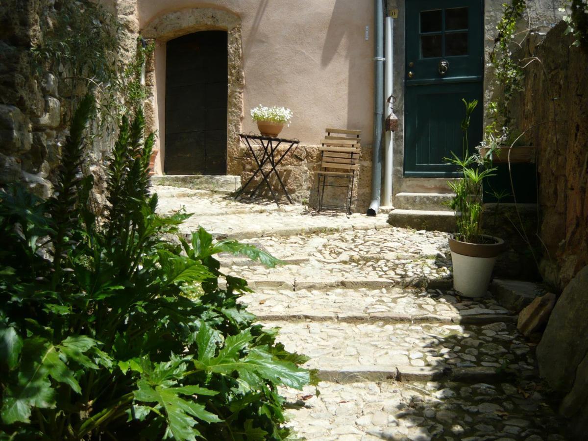 Le Pra De Pe Bed and Breakfast Cotignac Eksteriør billede