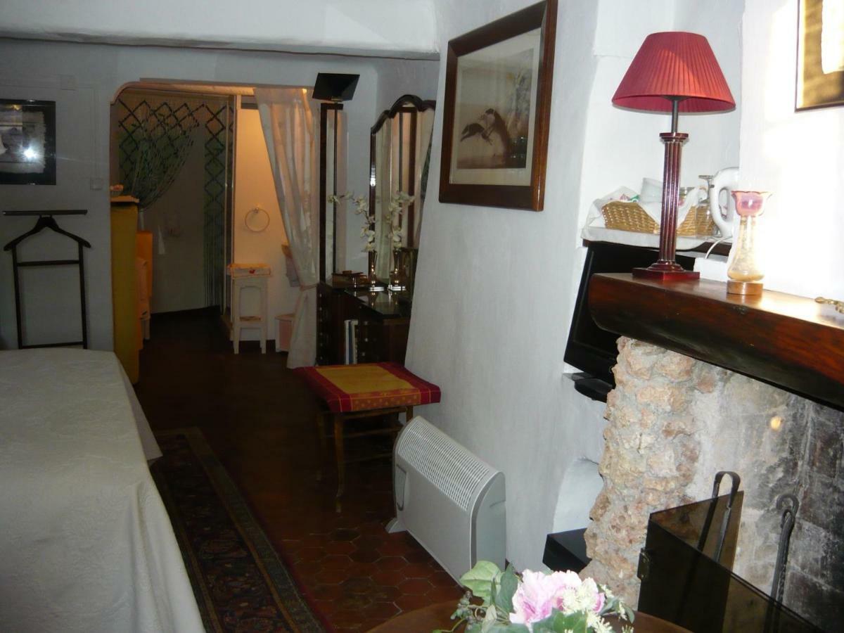Le Pra De Pe Bed and Breakfast Cotignac Eksteriør billede